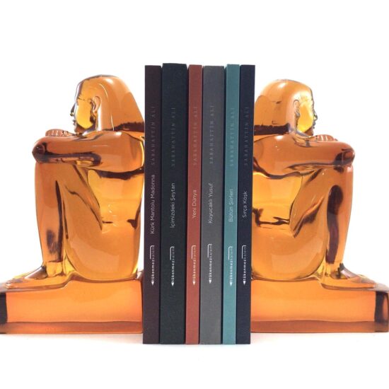 Mısırlı Kız Kitap Tutucu Amber